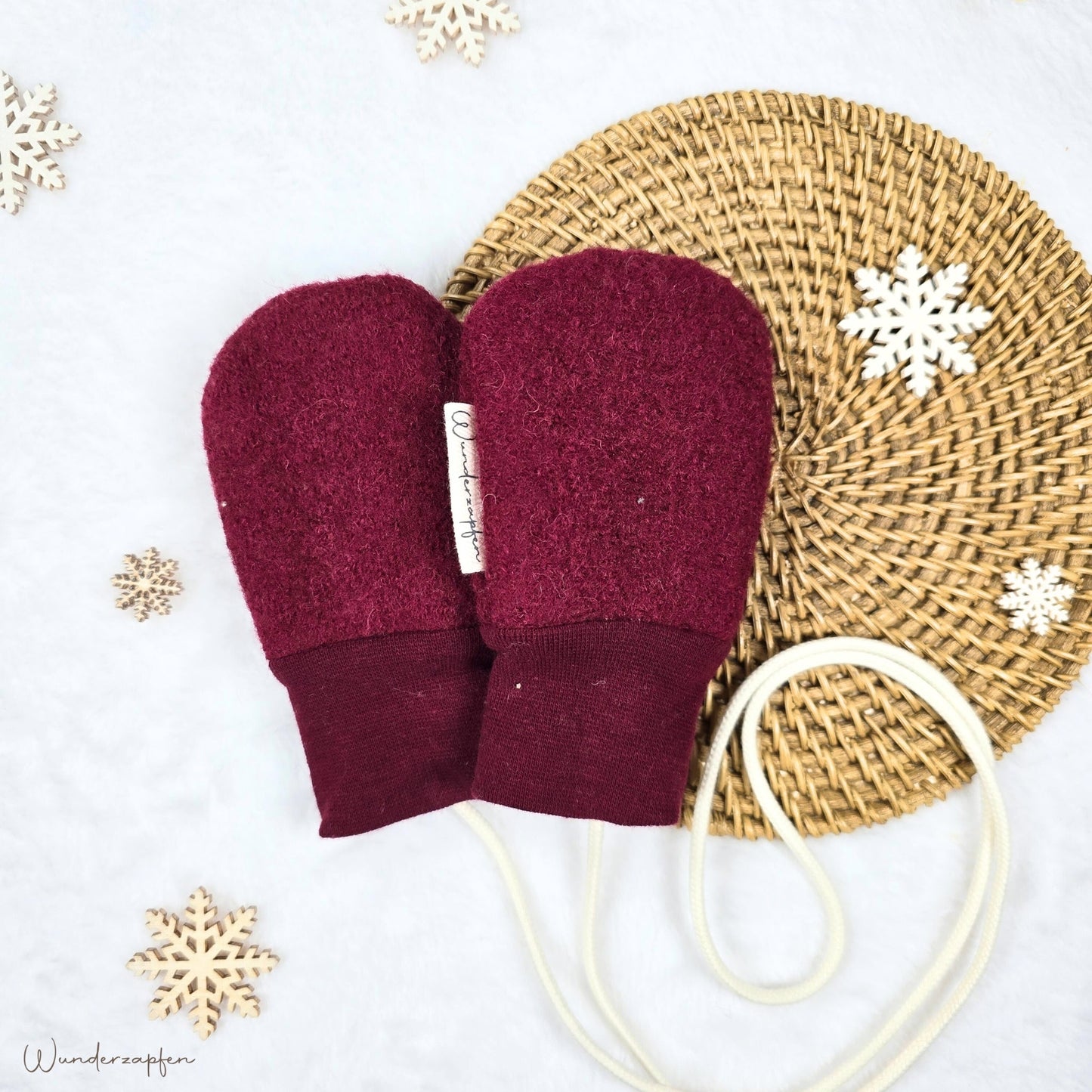 Babyhandschuhe *Bordeaux* - Wunderzapfen -