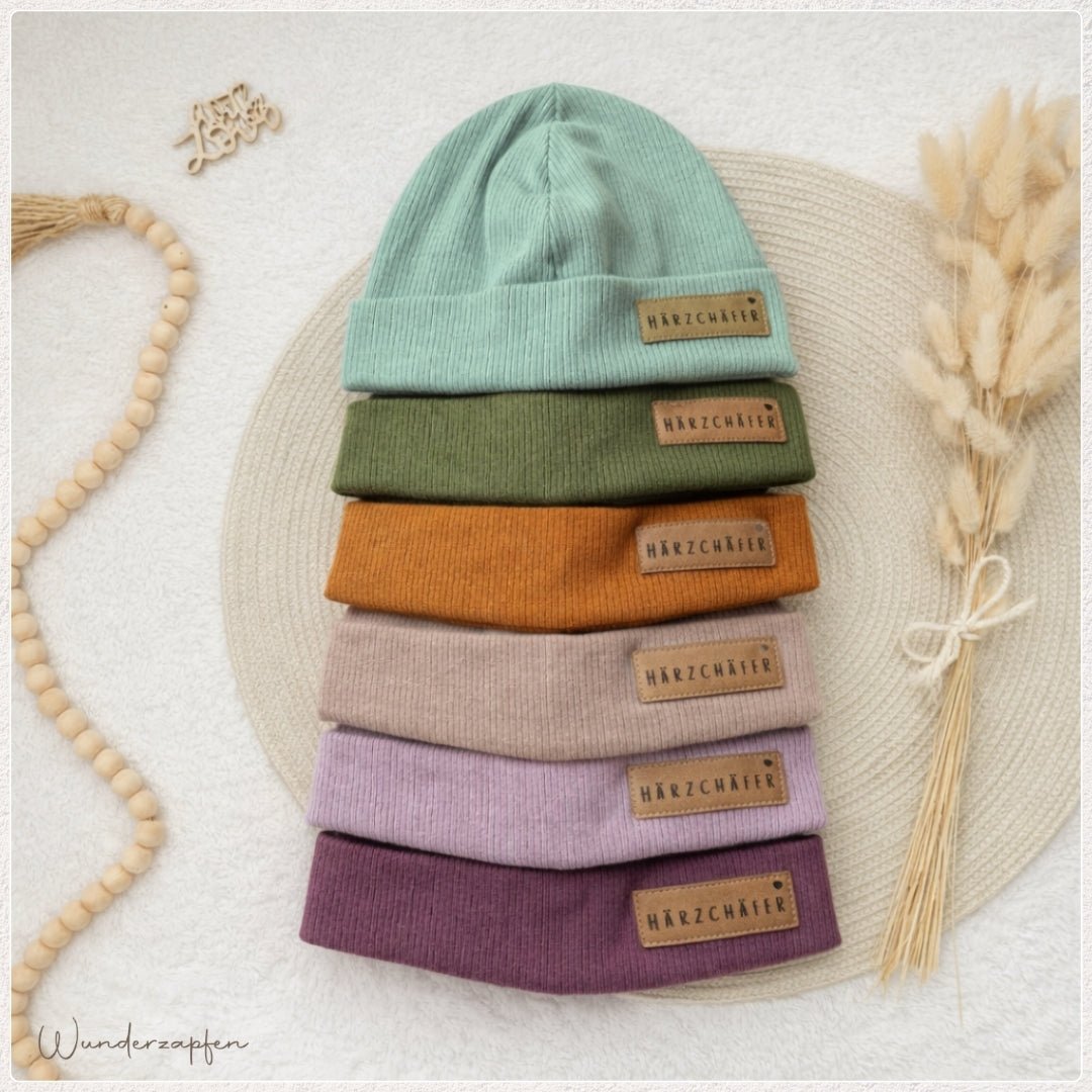 Mütze Feinripp *Härzchäfer Pflaume* - Wunderzapfen -