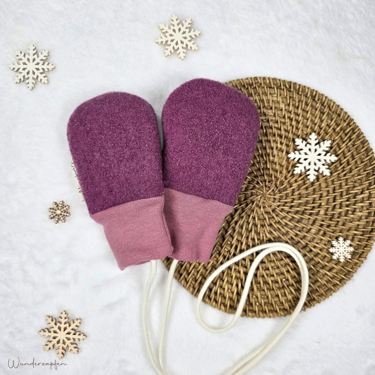 Babyhandschuhe *Beere* - Wunderzapfen -