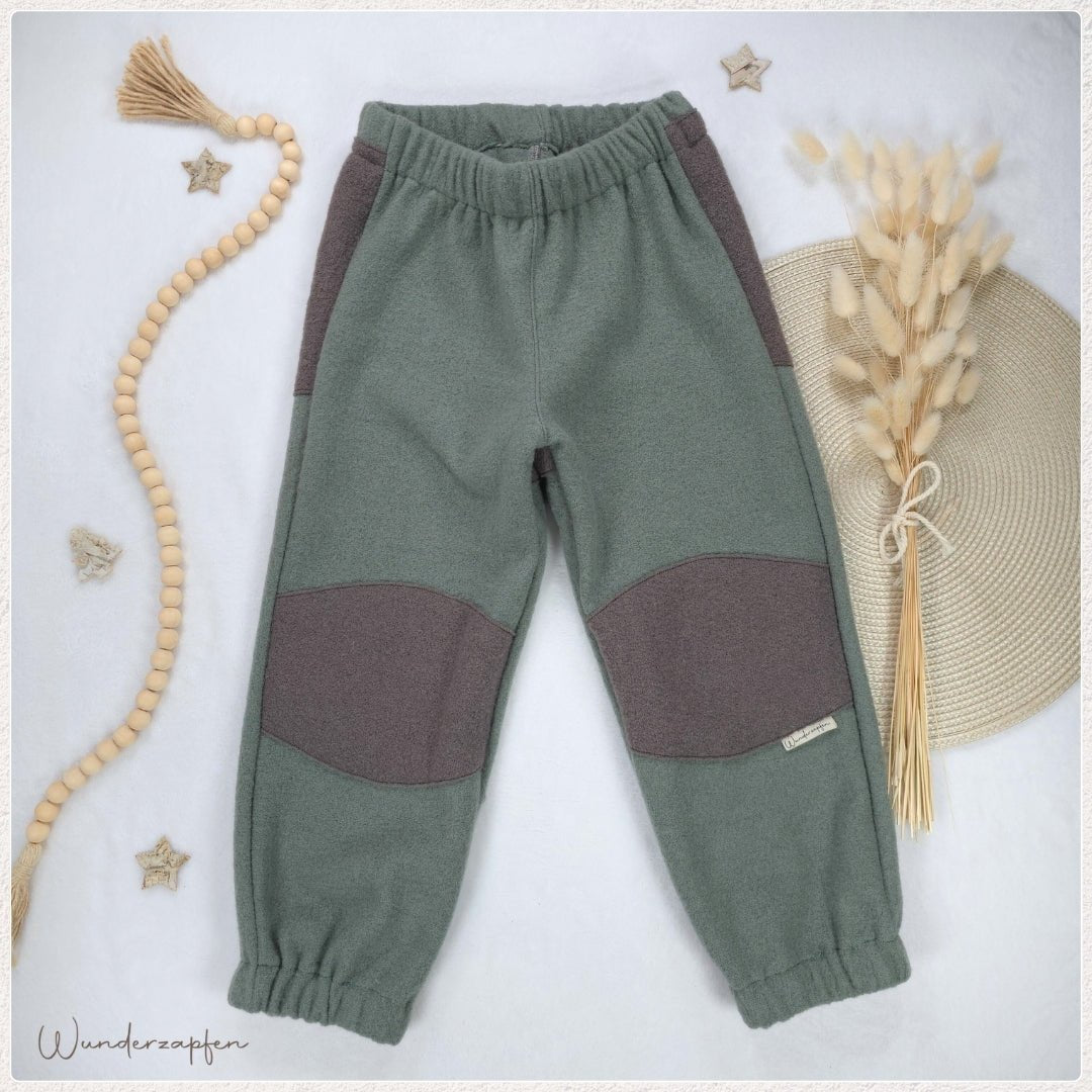 Hose Merino - Wollwalk *Salbei & Greige* - Wunderzapfen -