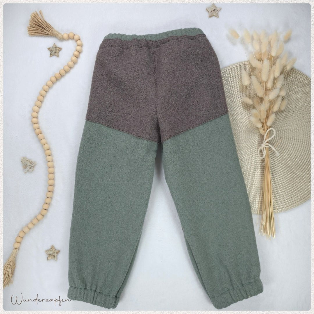 Hose Merino - Wollwalk *Salbei & Greige* - Wunderzapfen -