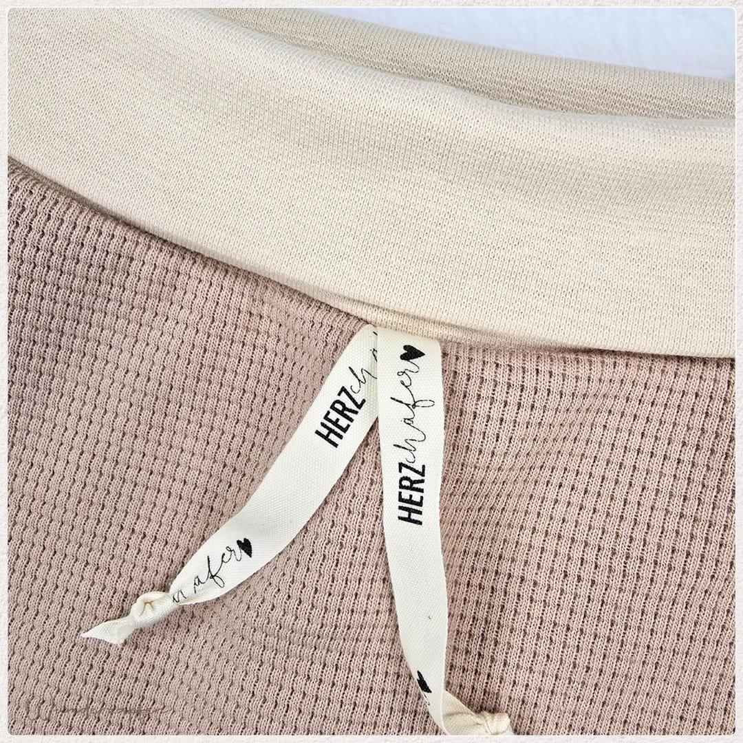 Pumphose schmal *beige Härzchäfer*