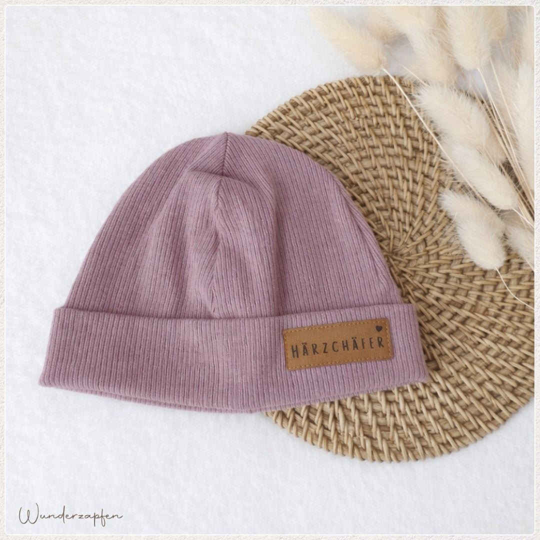 Mütze Feinripp *Härzchäfer Lila* - Wunderzapfen - 